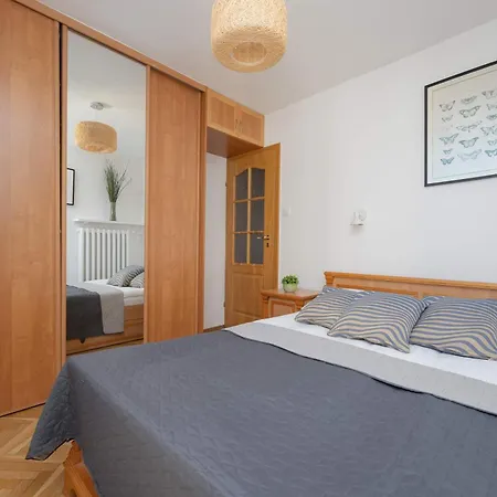 Apartmán Wola Spacious 3-bedroom Close To The Metro By Renters Varšava